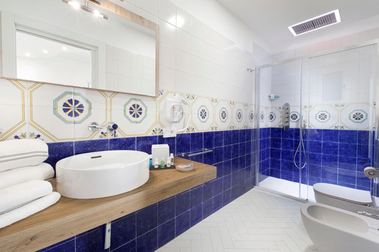 Yourhome - Lidia Rooms & Suites Sorrento Exterior photo
